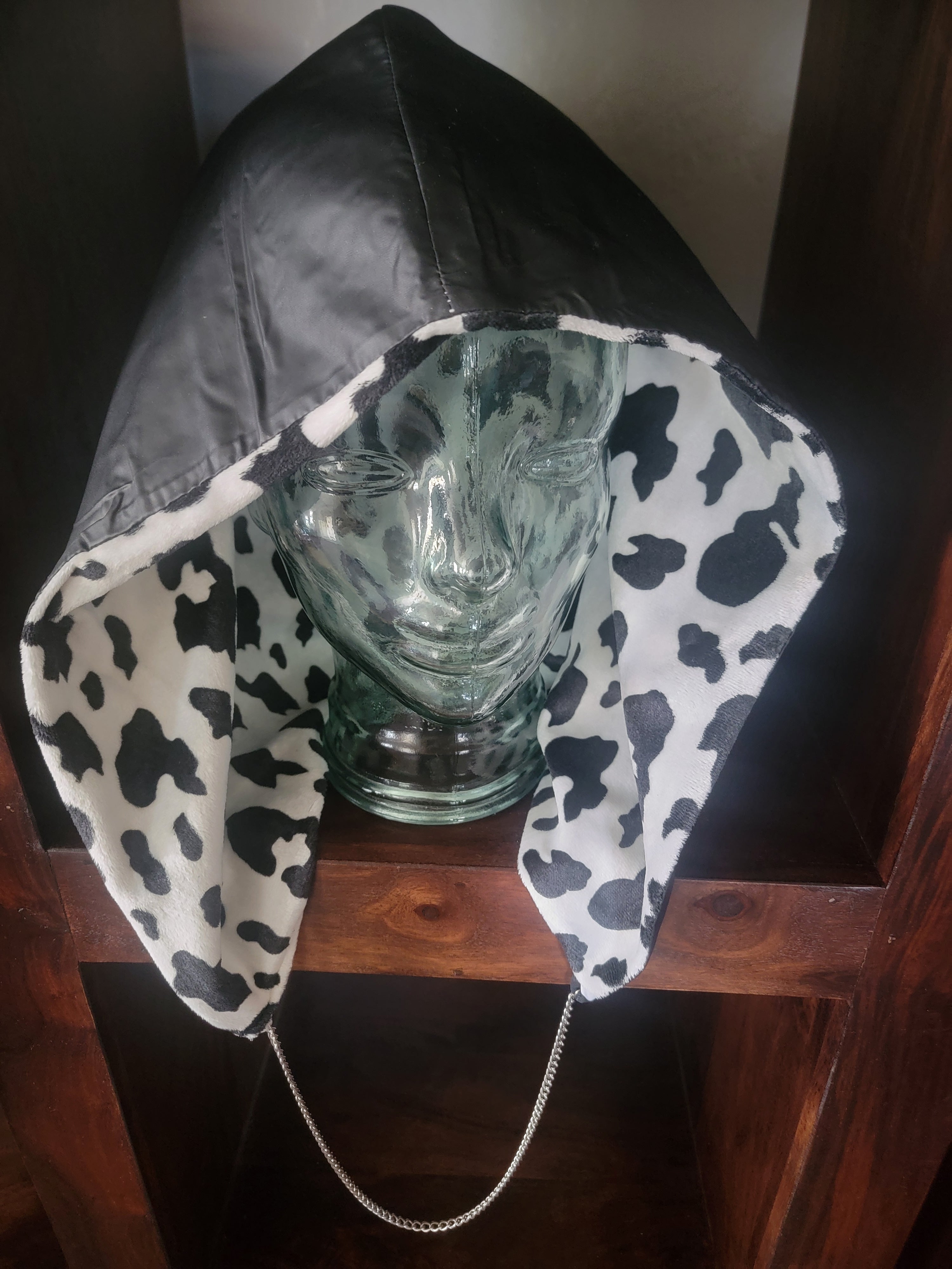 Lightweight Hood - Water-Resistant Black/Cow Print | Silver Chain