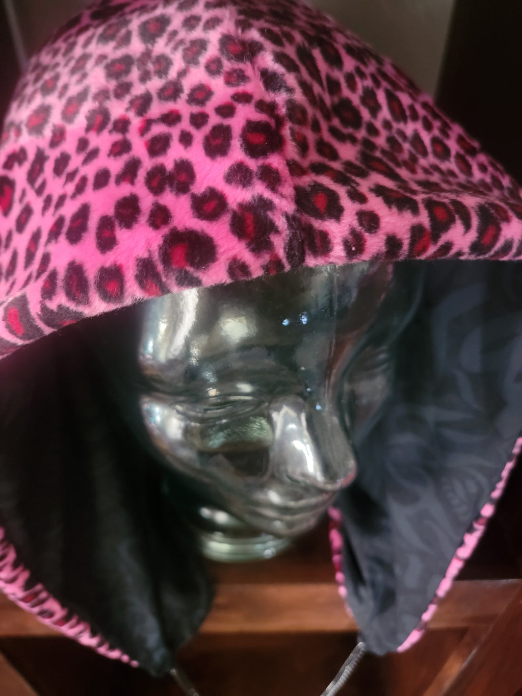 Lightweight Hood - BLK Graffiti Print/Pink Leopard Minky | Medium Pile Fur